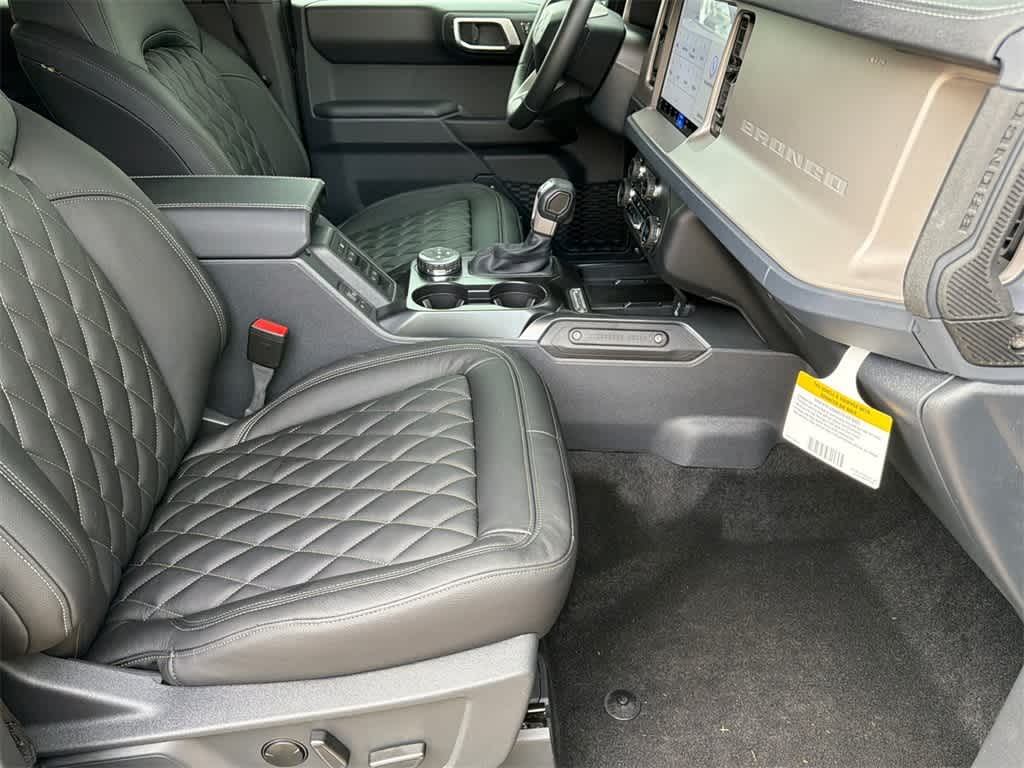 Thumbnail: 2025 Ford Bronco - 12