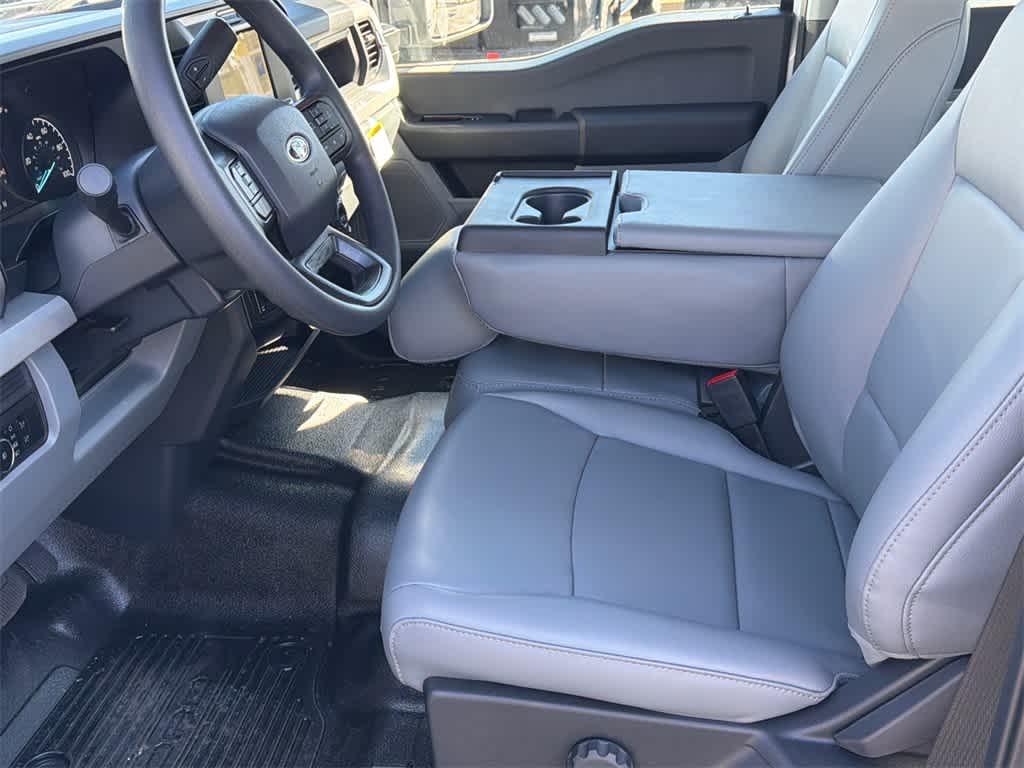 Thumbnail: 2026 Ford F-250 - 10