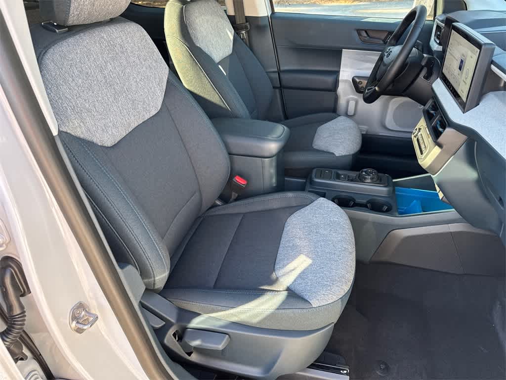 Thumbnail: 2025 Ford Maverick - 12