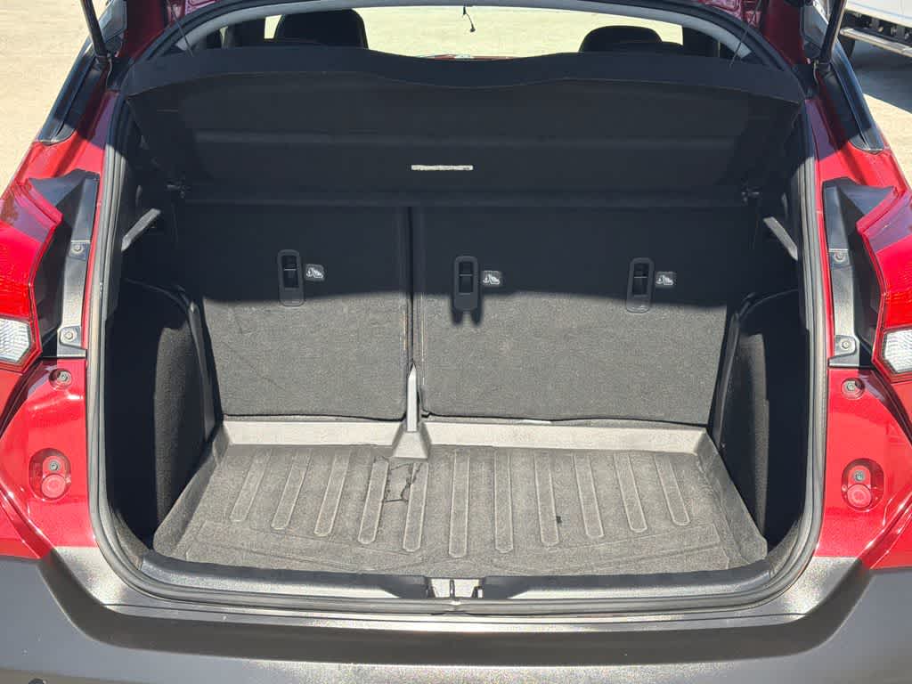 Thumbnail: 2019 Nissan Kicks - 16