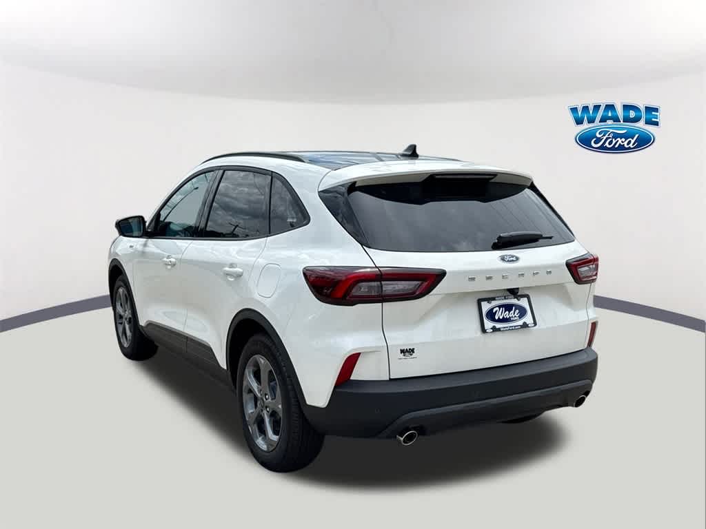 Thumbnail: 2025 Ford Escape - 7