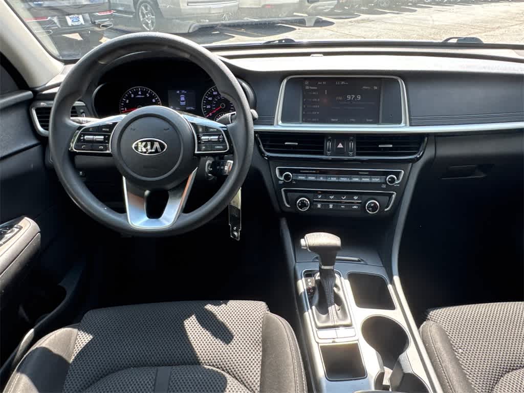 Thumbnail: 2020 Kia Optima - 17