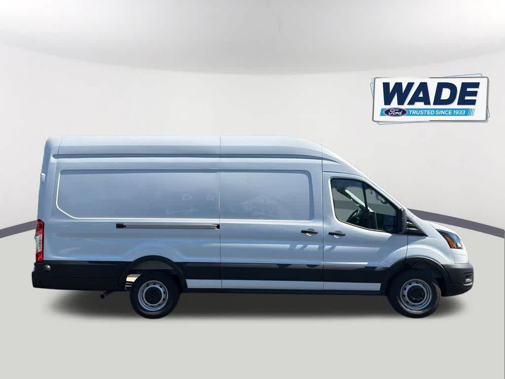 Thumbnail: 2026 Ford Transit Series - 4