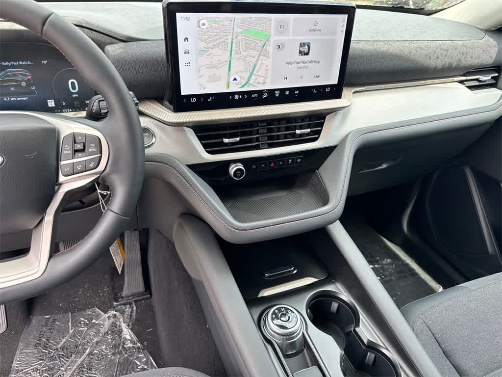 Thumbnail: 2025 Ford Explorer - 26