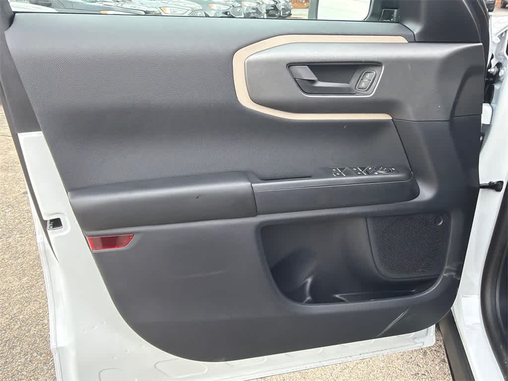 Thumbnail: 2025 Ford Bronco Sport - 11