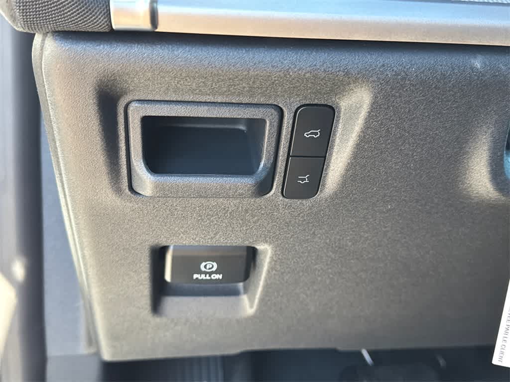 Thumbnail: 2025 Ford Expedition - 32