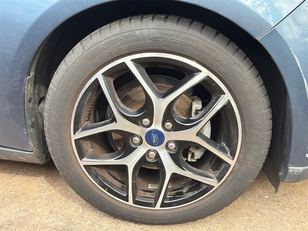 Thumbnail: 2018 Ford Focus - 6