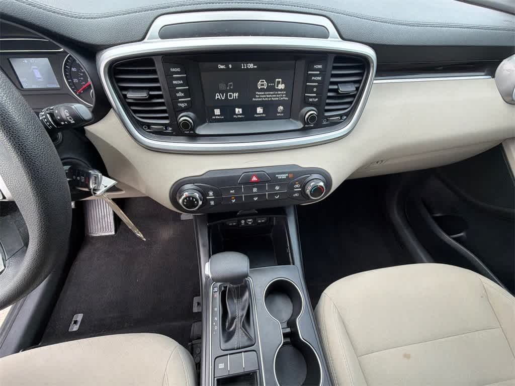 Thumbnail: 2020 Kia Sorento - 25