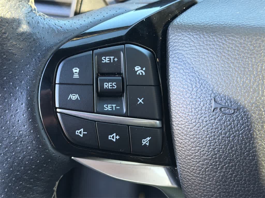 Thumbnail: 2023 Ford Explorer - 25