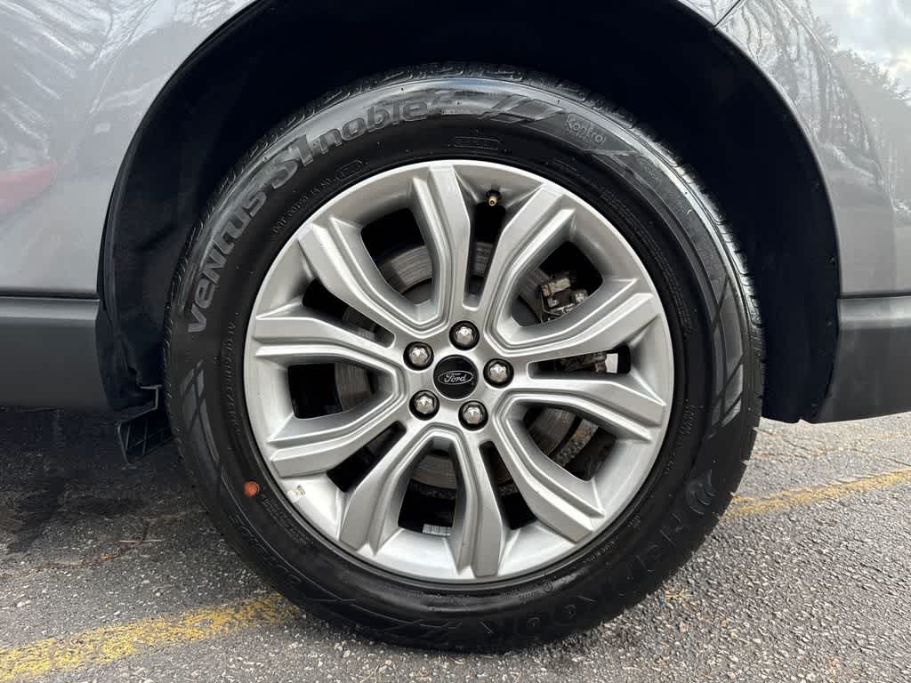 Thumbnail: 2024 Ford Edge - 36