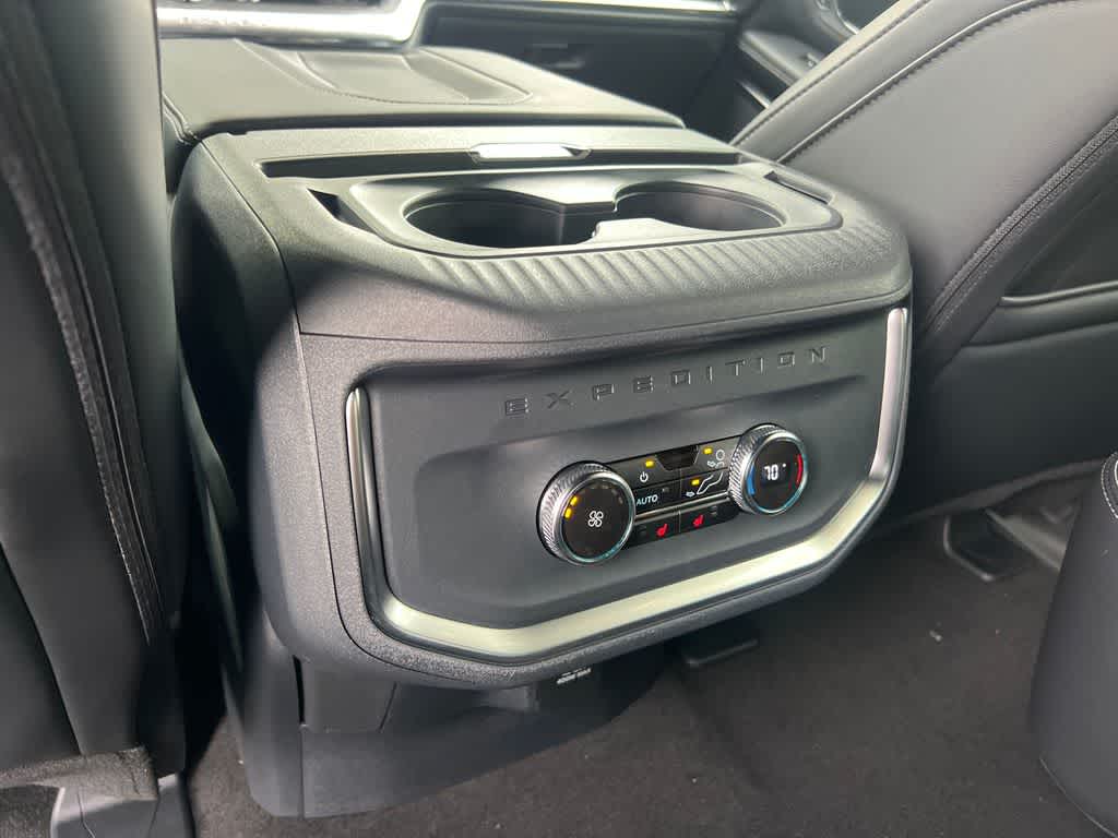 Thumbnail: 2026 Ford Expedition MAX - 20