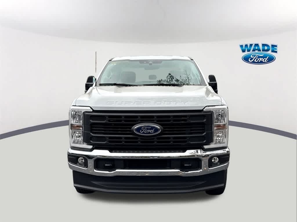 New 2025 Ford F-250 Lariat Truck Crew Cab