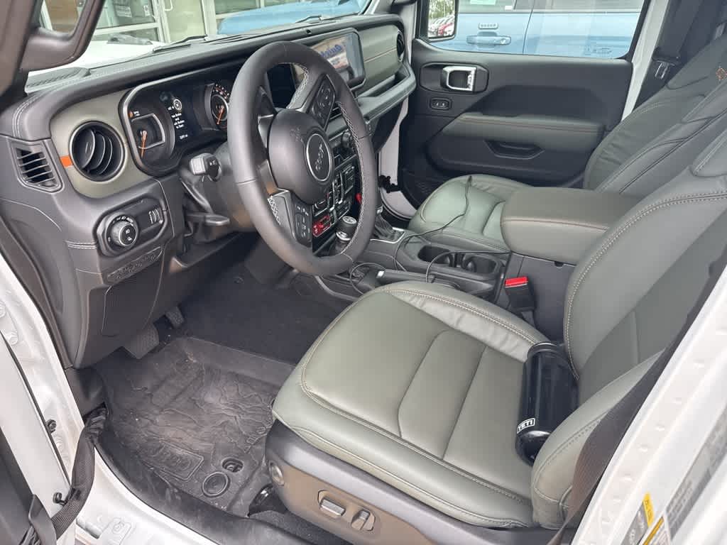 Thumbnail: 2025 Jeep Gladiator - 7
