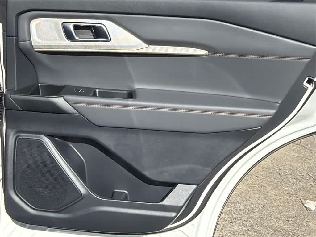 Thumbnail: 2026 Ford Explorer - 15