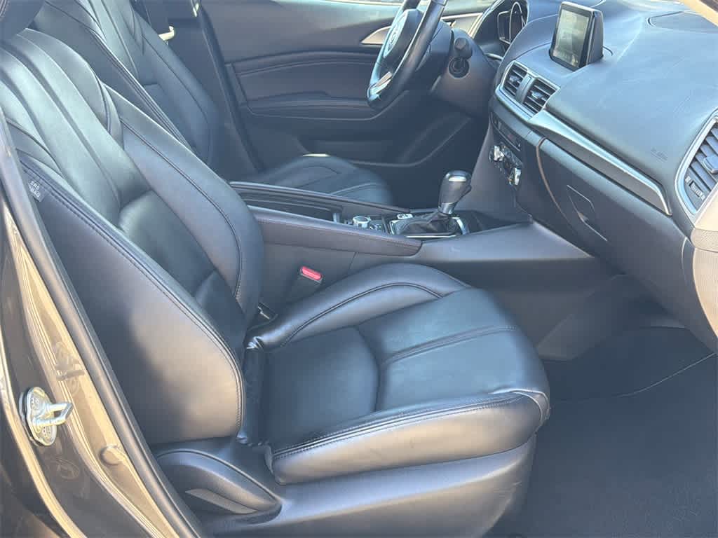 Thumbnail: 2017 Mazda Mazda3 - 12