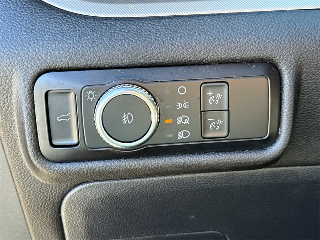 Thumbnail: 2023 Ford Explorer - 35