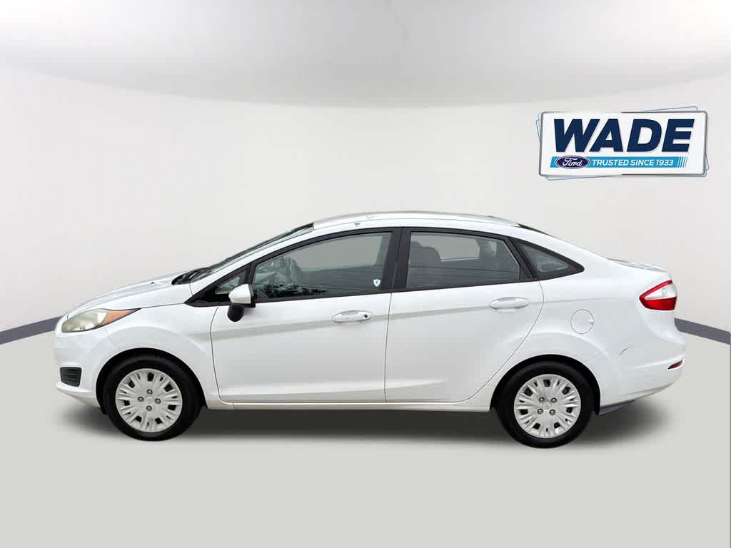 Thumbnail: 2015 Ford Fiesta - 8