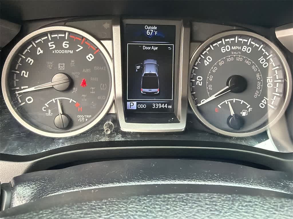 Thumbnail: 2022 Toyota Tacoma - 24