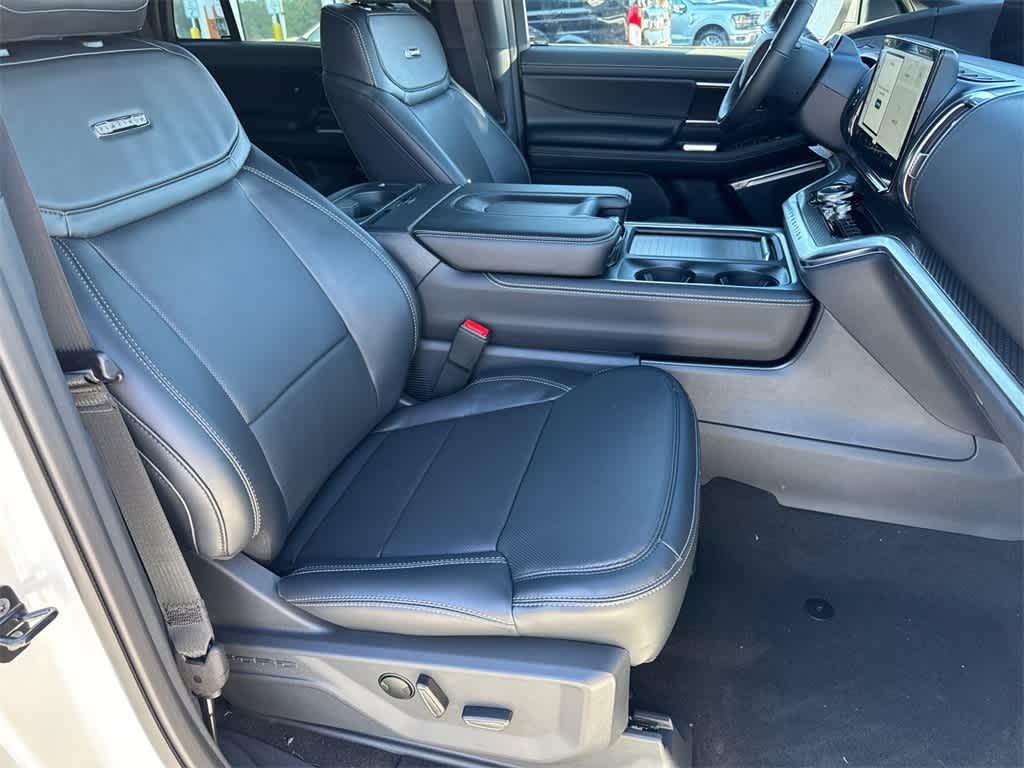 Thumbnail: 2025 Ford Expedition - 12