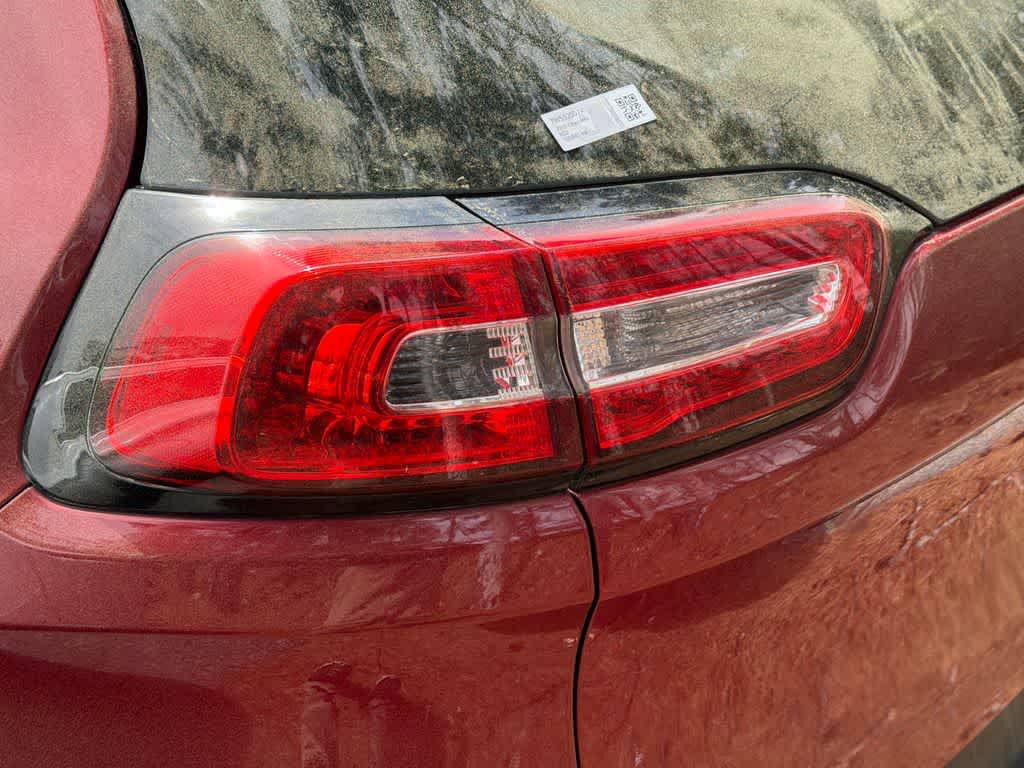 Thumbnail: 2015 Jeep Cherokee - 10