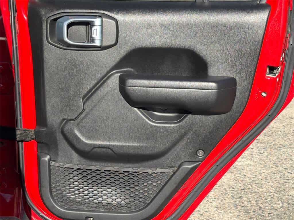 Thumbnail: 2021 Jeep Wrangler - 15