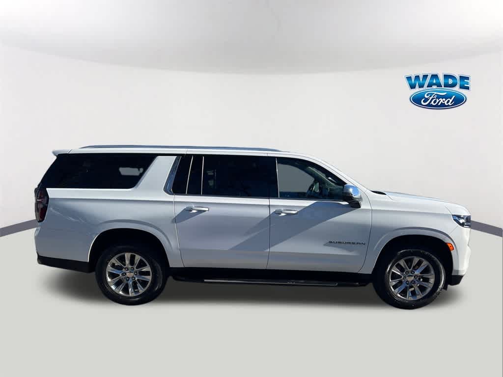 Thumbnail: 2023 Chevrolet Suburban - 4
