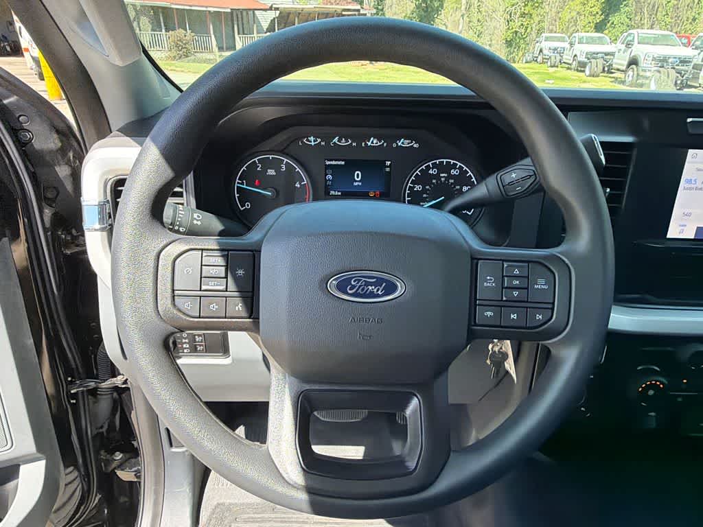 Thumbnail: 2023 Ford F-350 - 17