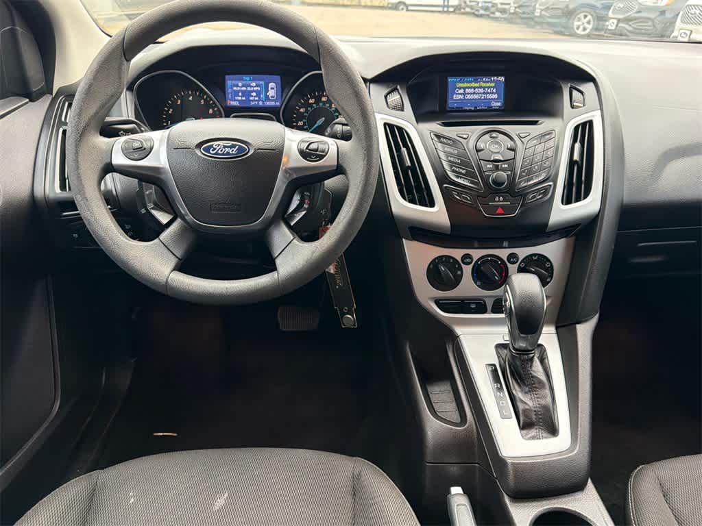 Thumbnail: 2013 Ford Focus - 19