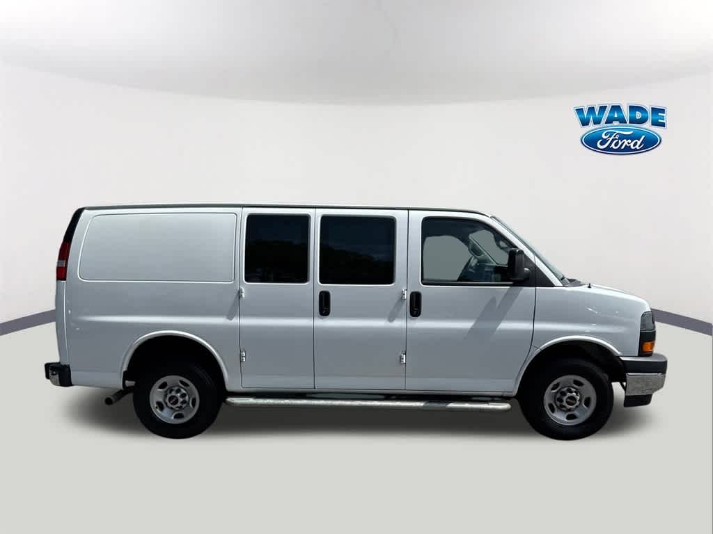 Thumbnail: 2023 GMC Savana - 4