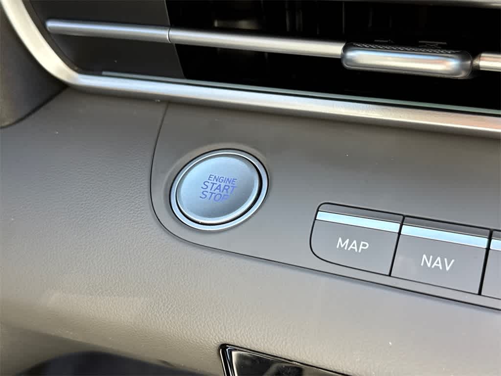 Thumbnail: 2024 Hyundai Elantra - 29