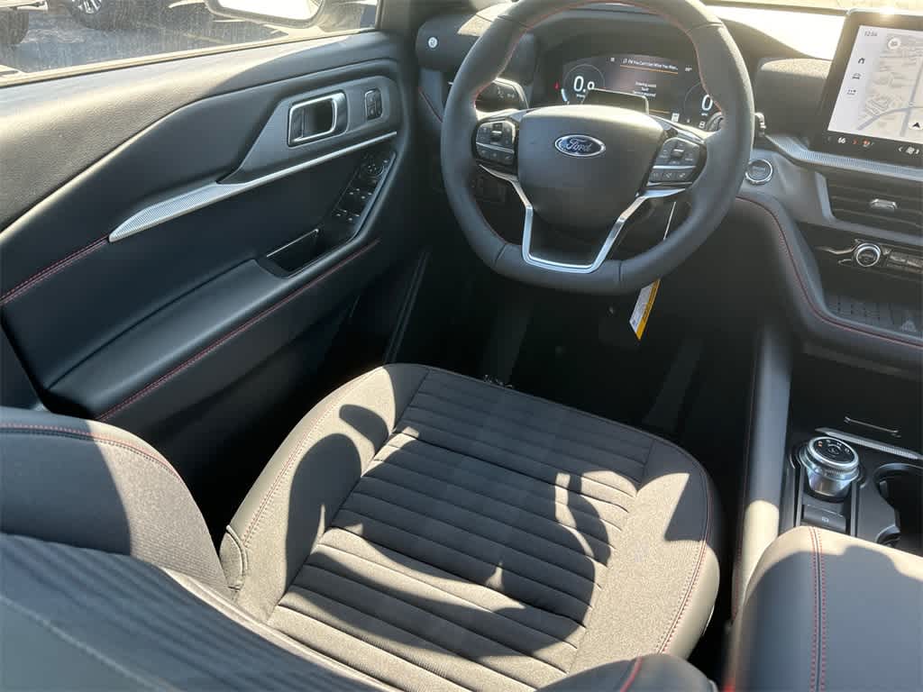 Thumbnail: 2025 Ford Explorer - 22