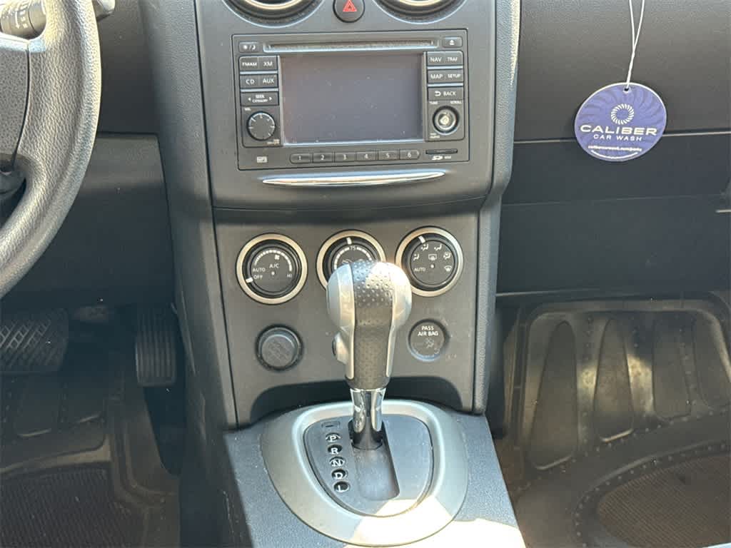 Thumbnail: 2011 Nissan Rogue - 12