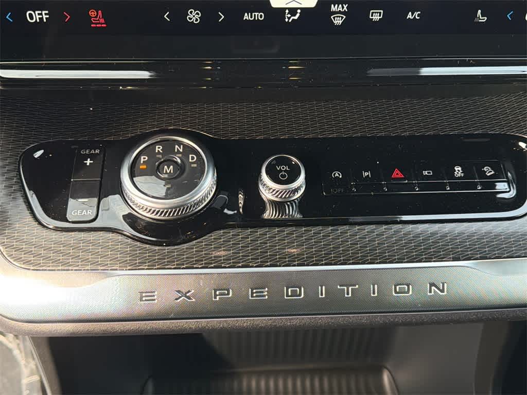 Thumbnail: 2026 Ford Expedition - 33