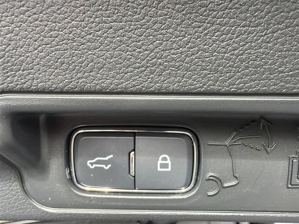 Thumbnail: 2024 Ford Explorer - 17