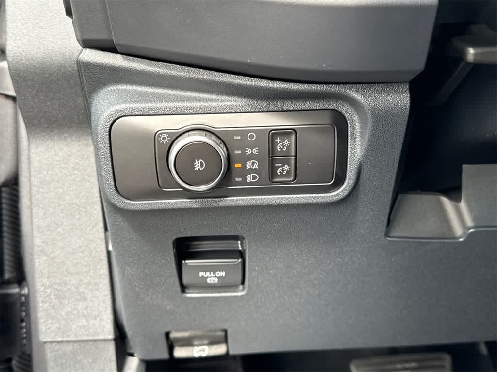 Thumbnail: 2025 Ford Bronco - 32