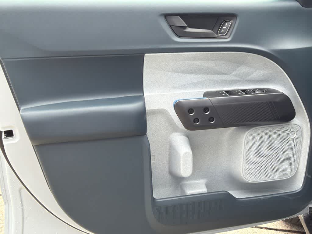 Thumbnail: 2026 Ford Maverick - 11