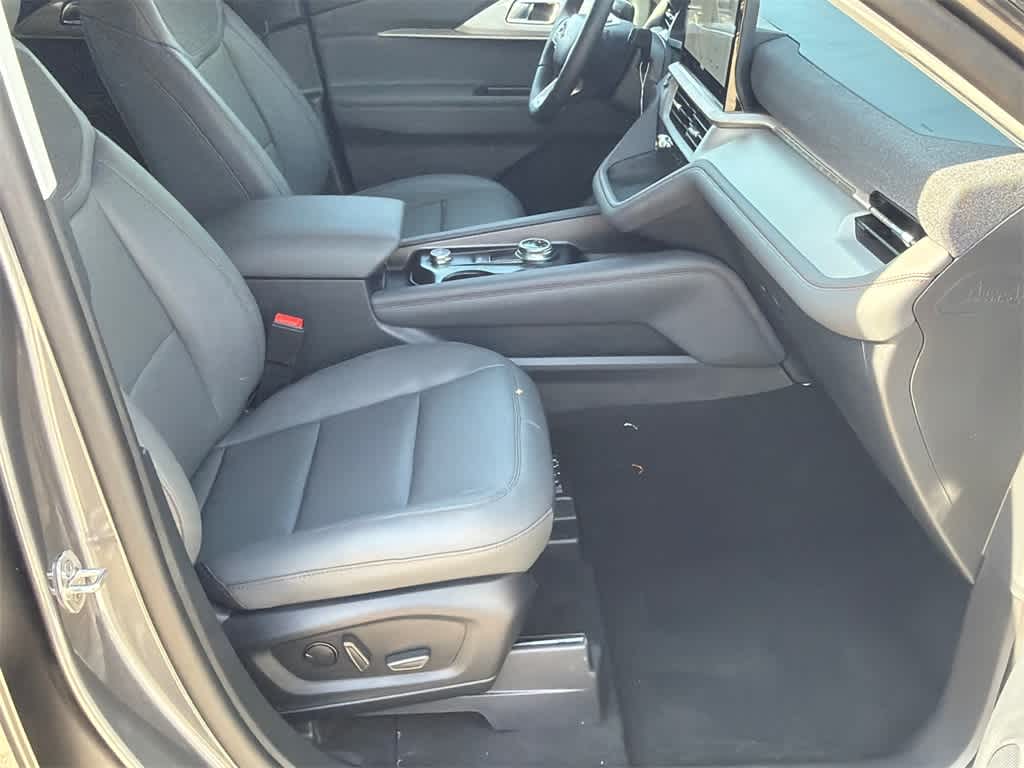 Thumbnail: 2026 Ford Explorer - 12