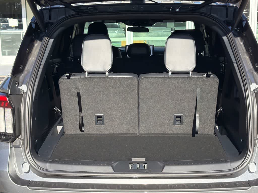 Thumbnail: 2026 Ford Explorer - 17