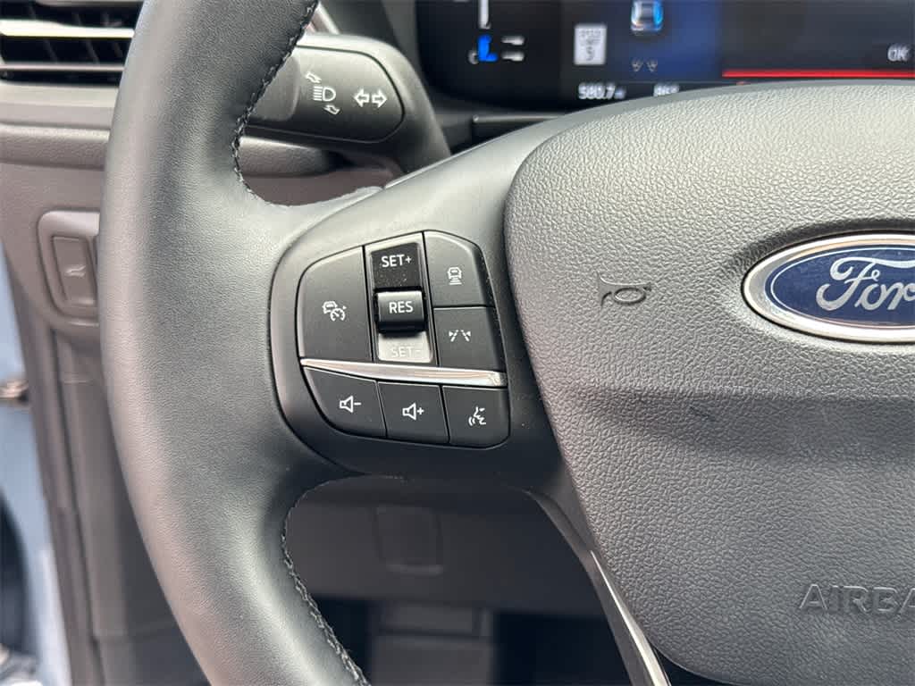Thumbnail: 2024 Ford Escape - 24