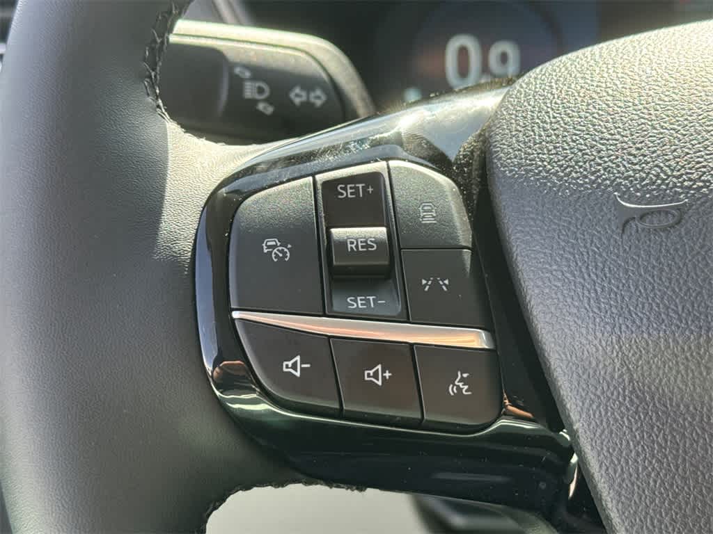 Thumbnail: 2025 Ford Escape - 22