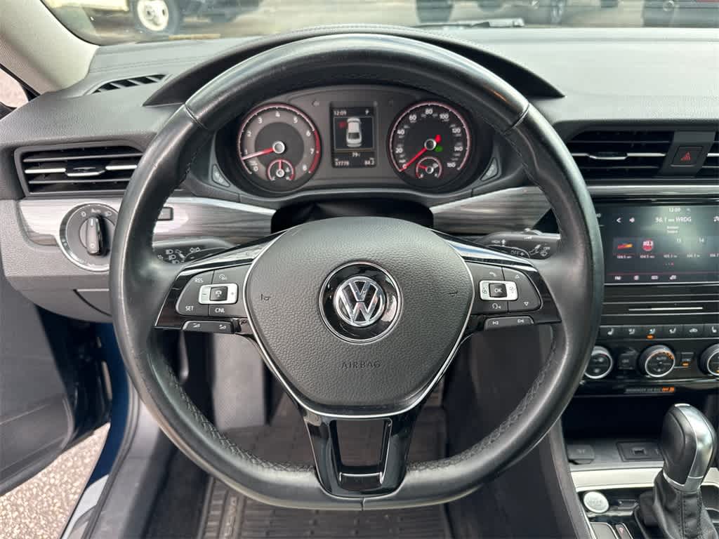 Thumbnail: 2020 Volkswagen Passat - 21