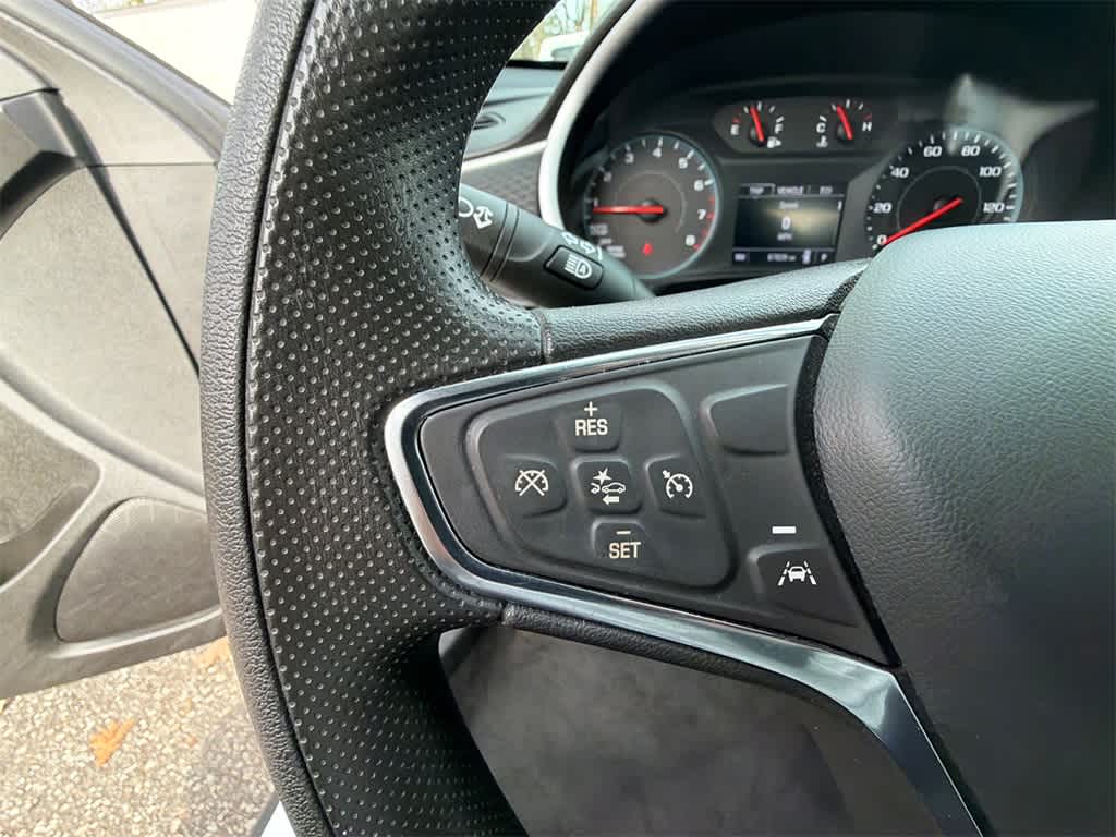 Thumbnail: 2023 Chevrolet Malibu - 22