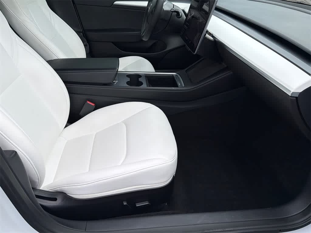 Thumbnail: 2022 Tesla Model 3 - 12