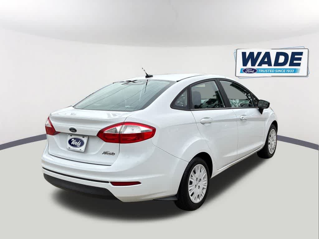 Thumbnail: 2015 Ford Fiesta - 5