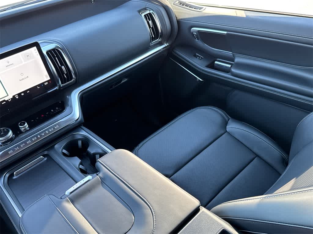 Thumbnail: 2025 Ford Expedition - 23