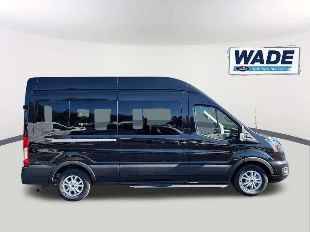 Thumbnail: 2024 Ford Econoline - 4