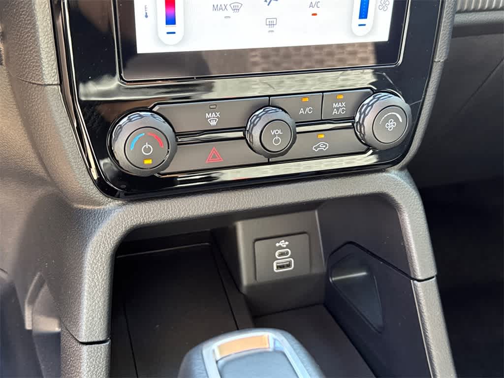 Thumbnail: 2025 Ford Ranger - 24