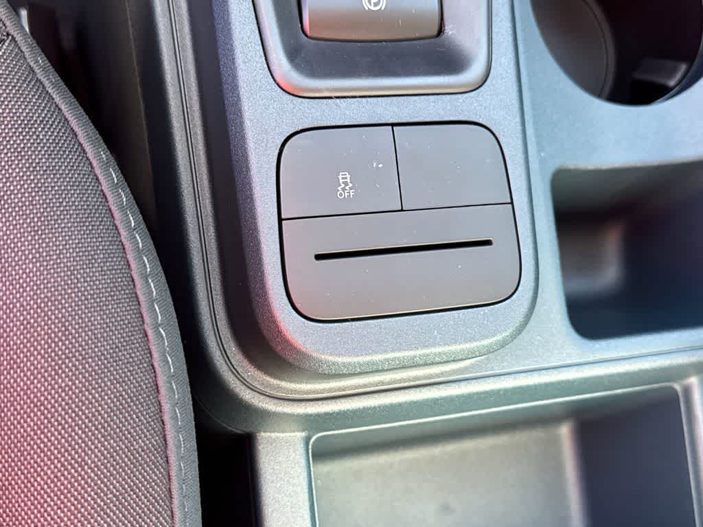 Thumbnail: 2025 Ford Maverick - 26