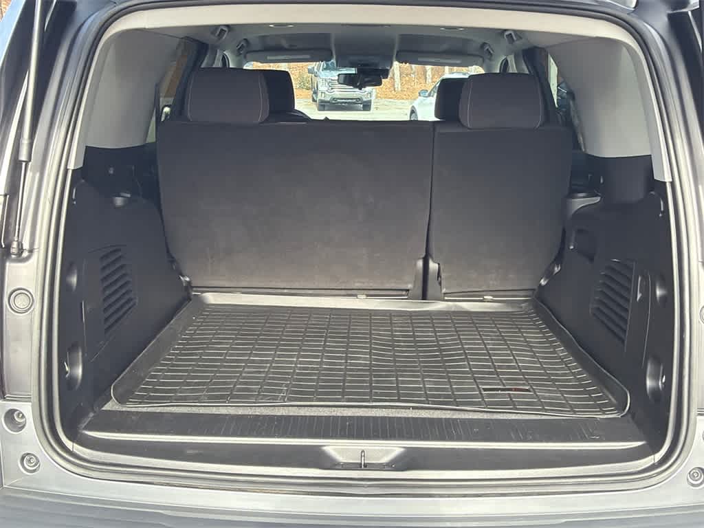 Thumbnail: 2020 Chevrolet Tahoe - 15