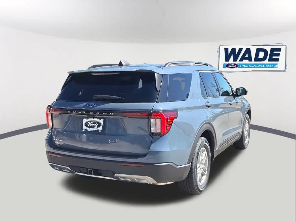 Thumbnail: 2026 Ford Explorer - 5